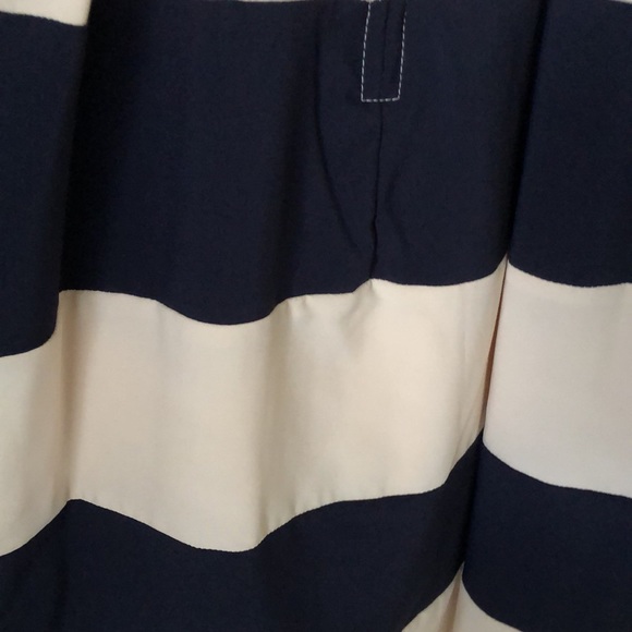 Dress with Pockets - Picture 3 of 3